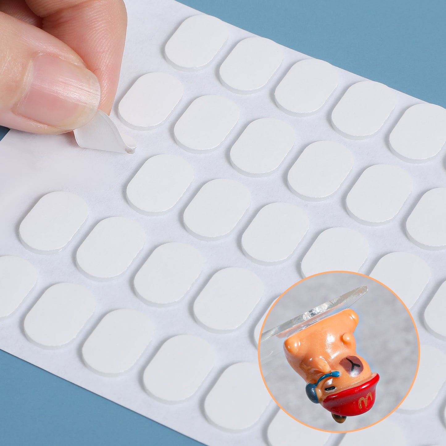 520 Pcs Museum Putty Double Sided Sticky Tack Clear Adhesive Dots Transparent Double-Sided Mounting Putty Removable Non-Marking Adhesive Dots Crafts Balloons Festival Party Decorations