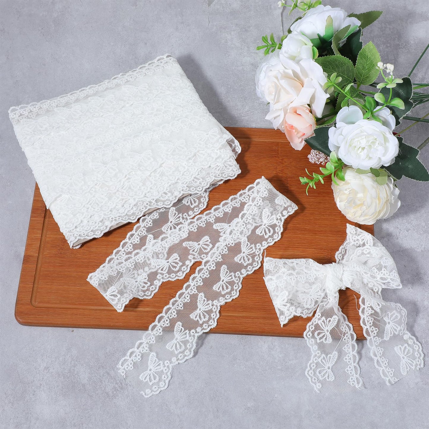Nogeqi 15 Yards Ribbons for Crafts, Eyelet White Lace Ribbon (5Cm Wide) White Lace Embroidered for Crafts Gift Wrap Wedding Sewing Decoration