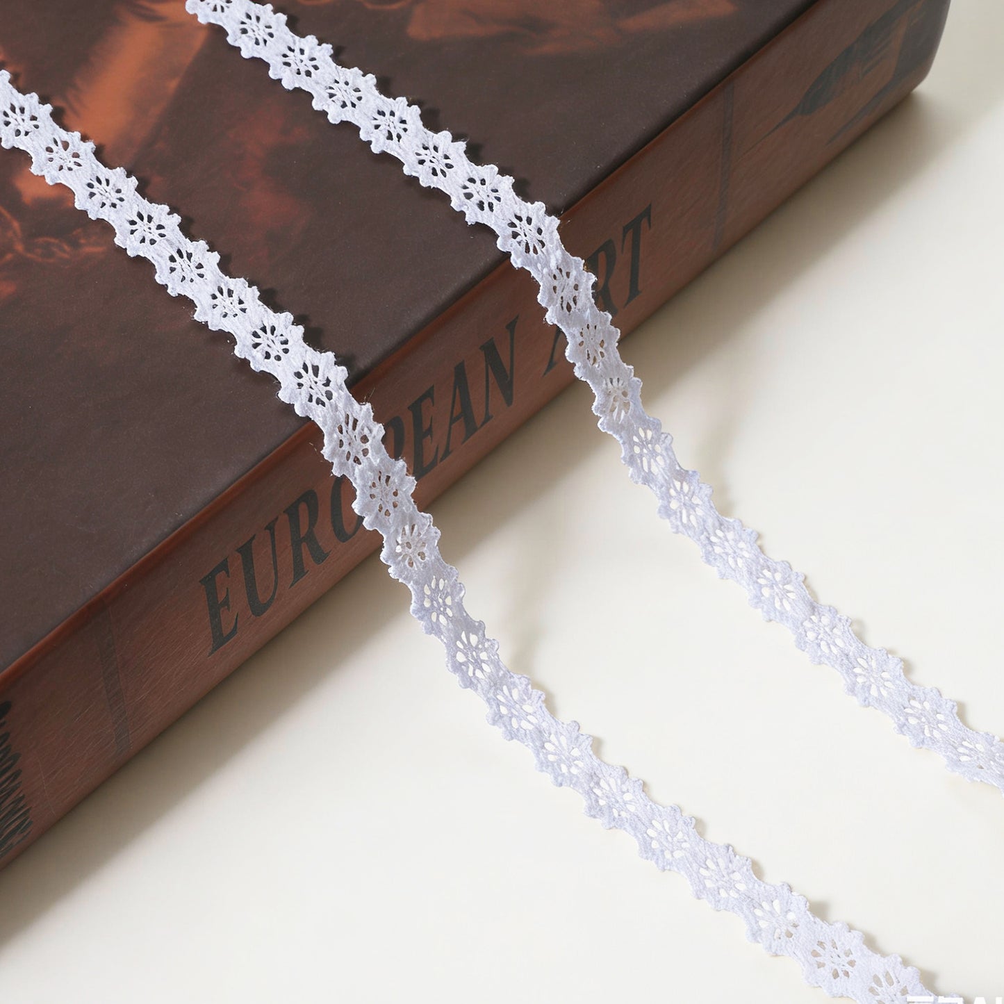 Ymapinc 10 Yards Vintage Cotton Thin Lace Ribbon, 0.4inch Wide White Cotton Crochet Lace Trim Soft Ribbon for Bridal Wedding Bridal Handmade Scrapbook Supplies