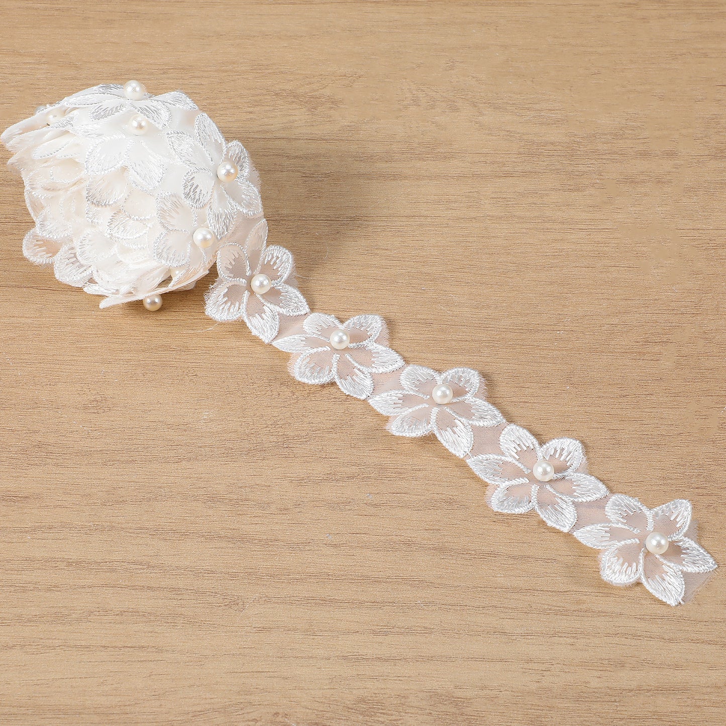 White Flower Lace Trim, Shimmeroo 2.2 Yards Organza White Lace Fabric Applique Embellishments Floral Sewing Edge Trim with Pearl for DIY Craft Clothing Wedding Dress Bouquet Decorations